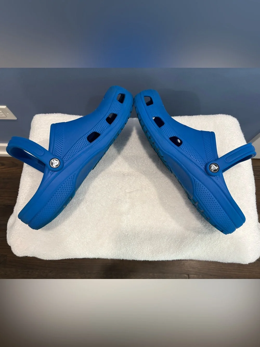 CROCS  | Blue Bolt Regular Casual Clogs | Men’s Size 10